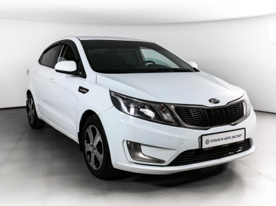 Kia Rio 1.6 MT (123 л. с.)