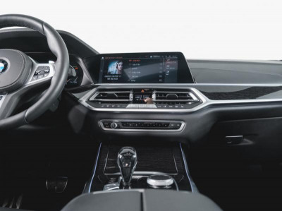 BMW X7 xDrive30d Steptronic (249 л.с.)
