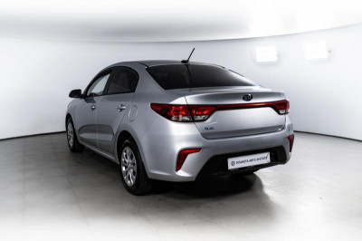 Kia Rio 1.6 AT (123 л. с.)