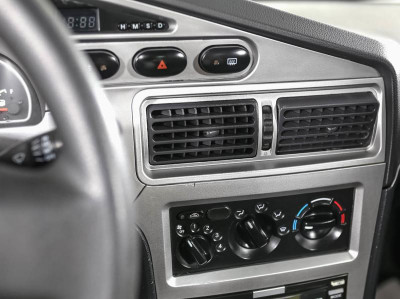 Daewoo Nexia 1.6 MT (109 л. с.)