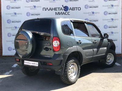Chevrolet niva Niva 1.7 MT (79,6 л. с.)