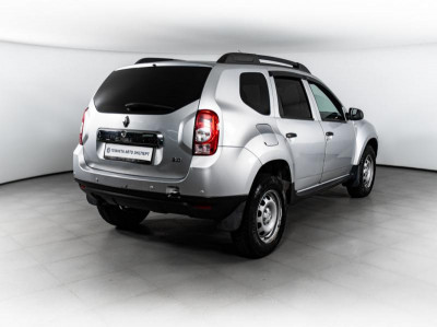 Renault Duster 2.0 АТ 4x4 (135 л. с.)