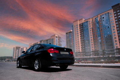 BMW 3 серия 320i AT (184 л. с.)