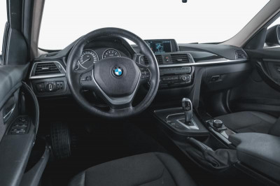 BMW 3 серия 320i AT (184 л. с.)