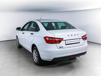LADA Vesta 1.6 MT (106 л. с.)