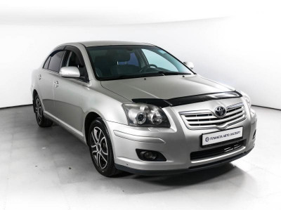 Toyota Avensis 1.8 MT (129 л. с.)