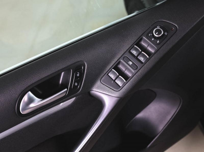 Volkswagen Tiguan 2.0 TSI 4Motion AT (170 л. с.)