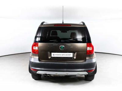 ŠKODA Yeti 1.2 TSI MT (105 л. с.)