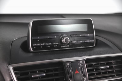 Mazda 3 1.6 AT (104 л. с.)