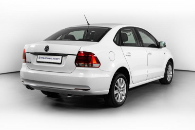 Volkswagen Polo 1.4 TSI AT (125 л. с.)