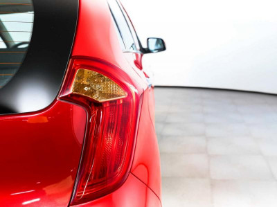 Kia Picanto 1.2 AT (85 л. с.)