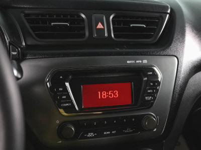 Kia Rio 1.6 MT (123 л. с.)