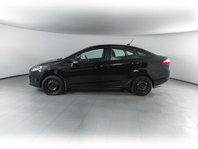 Ford Fiesta Седан 1.6 MT (105 л. с.)