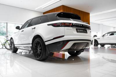Land Rover Range Rover Velar 2.0 TD AT (180 л.с.)