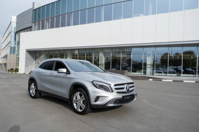 Mercedes-Benz GLA GLA 200 7G-DCT (156 л. с.)