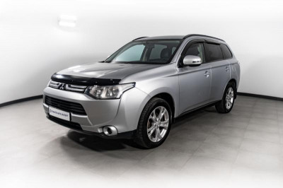 Mitsubishi Outlander 2.0 CVT 4WD (146 л. с.)