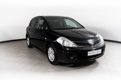 Nissan Tiida 1.6 MT (110 л. с.)