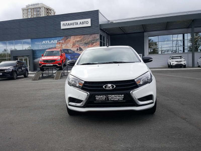 LADA Vesta 1.6 MT (106 л. с.)