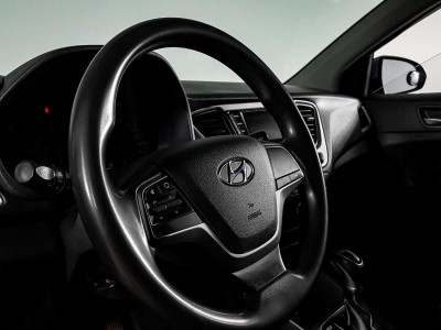 Hyundai Solaris 1.6 AT (123 л.с.)