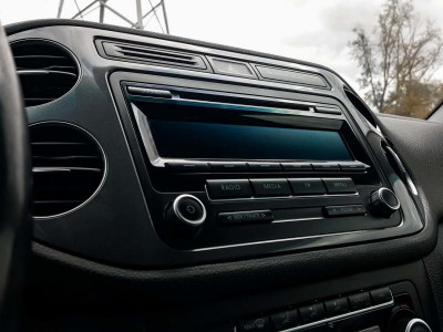 Volkswagen Tiguan 2.0d AT (140 л.с.) 4WD