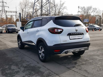 Renault Kaptur 1.6 MT (114 л. с.)