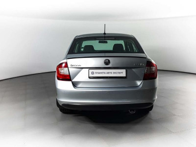 ŠKODA Rapid 1.6 MT (90 л. с.)