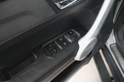 Honda CR-V 2.0 AT 4WD (150 л. с.)