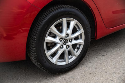 Mazda 3 1.5 AT (120 л.с.)