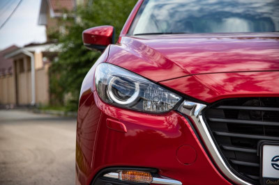 Mazda 3 1.5 AT (120 л.с.)