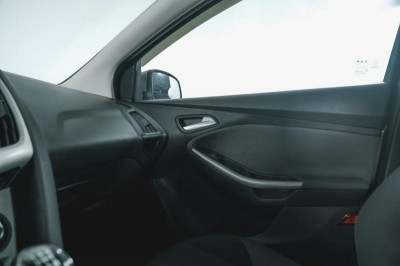 Ford Focus 1.6 MT (125 л. с.)