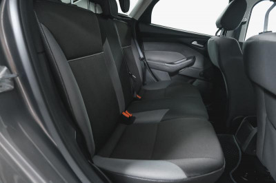 Ford Focus 1.6 MT (125 л. с.)