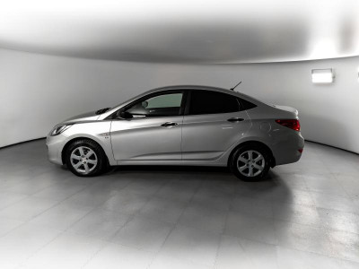 Hyundai Solaris 1.6 MT (123 л. с.)