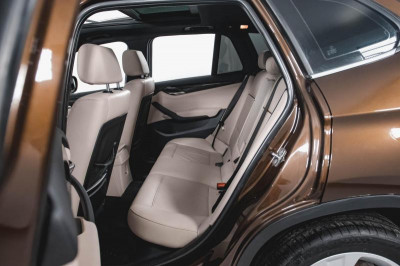 BMW X1 xDrive28i 6AT (258 л. с.)